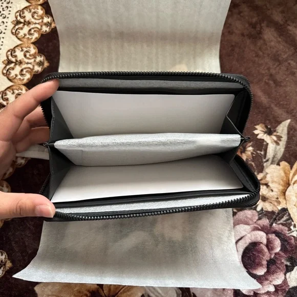 COACH Embossed Signature Leather Accordion Black Gunmetal Zip Around Wallet NWT - Picture 7 of 12